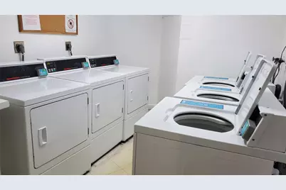 1400 Saint Charles Place #713, Pembroke Pines, FL 33026 - Photo 4