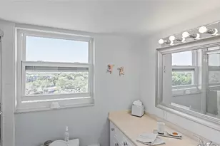 625 Oaks Dr, Pompano Beach, FL 33069 - Photo 24
