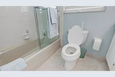 625 Oaks Drive #808, Pompano Beach, FL 33069 - Photo 12