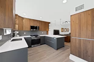 340 City View Dr, Fort Lauderdale, FL 33311 - Photo 12