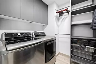 340 City View Dr, Fort Lauderdale, FL 33311 - Photo 24