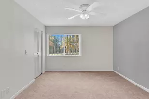 305 Knotty Pine Cir, Greenacres, FL 33463 - Photo 24