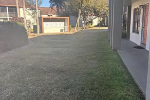 5492 Courtyard Dr, Margate, FL 33063 - Photo 14