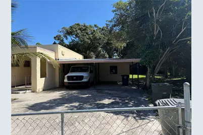 326 N 14th Street, Fort Pierce, FL 34950 - Photo 2