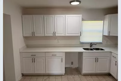 4002 Avenue Q, Fort Pierce, FL 34947 - Photo 4