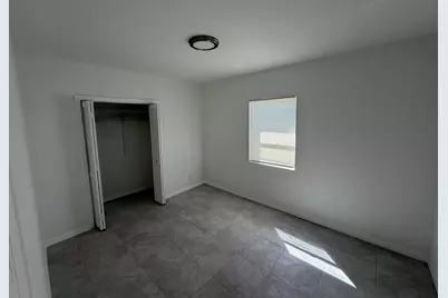 4002 Avenue Q, Fort Pierce, FL 34947 - Photo 8