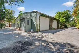 25379 Luci Dr, Bonita Springs, FL 34135 - Photo 28