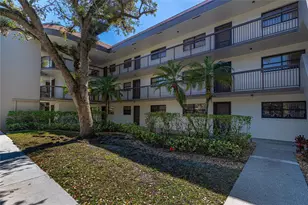 7653 NW 79th Ave, Tamarac, FL 33321 - Photo 8
