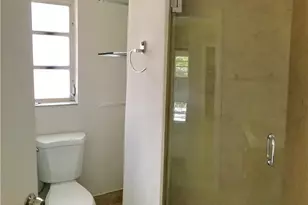 9271 W Bay Harbor Dr, Bay Harbor Islands, FL 33154 - Photo 10