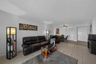 4400 Hillcrest Dr, Hollywood, FL 33021 - Photo 10