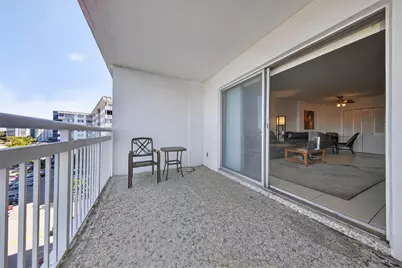 4400 Hillcrest Drive #704, Hollywood, FL 33021 - Photo 18