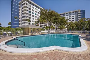 4400 Hillcrest Dr, Hollywood, FL 33021 - Photo 1