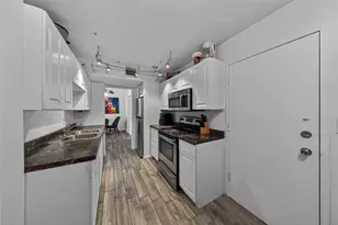 4400 Hillcrest Dr, Hollywood, FL 33021 - Photo 4