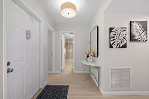 5087 Oakhill Ln, Delray Beach, FL 33484 - Photo 2