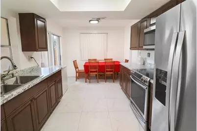 6715 NW 12th Street, Margate, FL 33063 - Photo 6