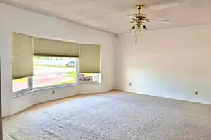 2000 NW 86th Terrace, Pembroke Pines, FL 33024 - Photo 8