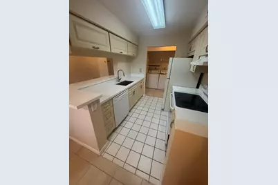 9833 Westview Drive #822, Coral Springs, FL 33076 - Photo 2