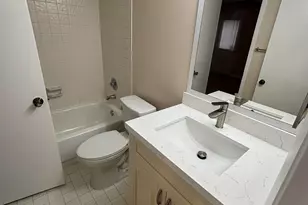 9833 Westview Dr, Coral Springs, FL 33076 - Photo 4