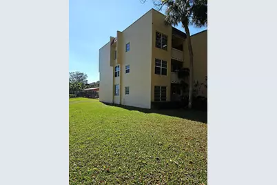 6000 NW 64th Avenue #101, Tamarac, FL 33319 - Photo 24