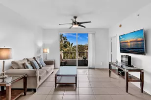 2421 NE 65th St, Fort Lauderdale, FL 33308 - Photo 2