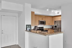 2421 NE 65th St, Fort Lauderdale, FL 33308 - Photo 20