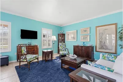 2572 57th Circle #2572, Vero Beach, FL 32966 - Photo 2