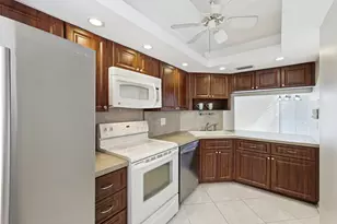 615 N Riverside Dr, Pompano Beach, FL 33062 - Photo 20