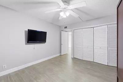 615 N Riverside Drive #301, Pompano Beach, FL 33062 - Photo 14