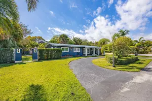 2624 NE 30th St, Fort Lauderdale, FL 33306 - Photo 2