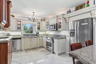 2624 NE 30th St, Fort Lauderdale, FL 33306 - Photo 12