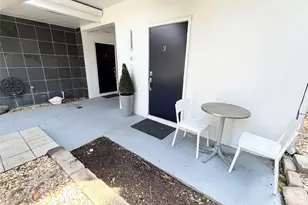 815 NE 16th Terrace, Fort Lauderdale, FL 33304 - Photo 2