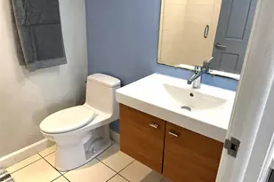 815 NE 16th Terrace, Fort Lauderdale, FL 33304 - Photo 8