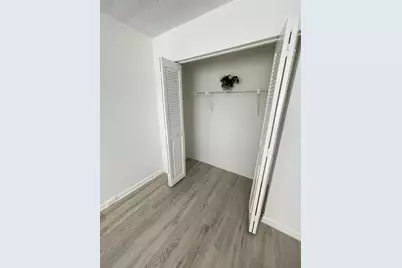 2075 Cornwall D #2075, Boca Raton, FL 33434 - Photo 18