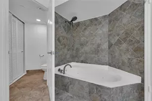 3500 Mystic Pointe Dr, Aventura, FL 33180 - Photo 24