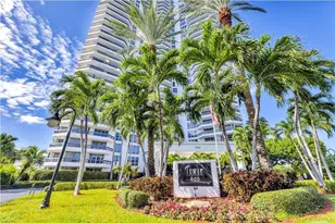 3500 Mystic Pointe Dr, Aventura, FL 33180 - Photo 2