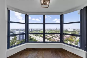 3500 Mystic Pointe Dr, Aventura, FL 33180 - Photo 12