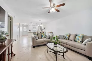 393 Bennington Ln, Lake Worth, FL 33467 - Photo 8