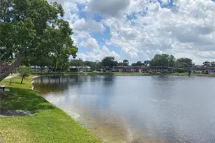 393 Bennington Ln, Lake Worth, FL 33467 - Photo 16