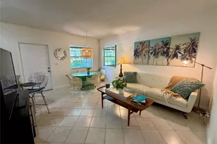 2660 NE 8th Ave, Wilton Manors, FL 33334 - Photo 2