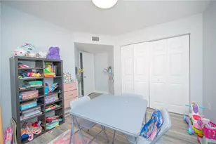 2841 NE 185th St, Miami, FL 33180 - Photo 18