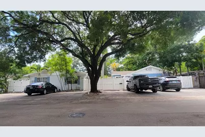 618 SW 14th Terrace #5, Fort Lauderdale, FL 33312 - Photo 1