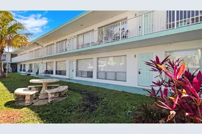 3212 NE 7th Place #12, Pompano Beach, FL 33062 - Photo 16