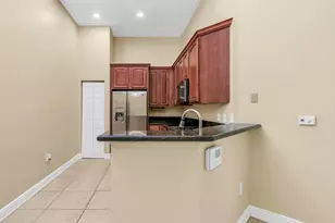 16102 Emerald Estates Dr, Weston, FL 33331 - Photo 10