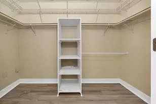 16102 Emerald Estates Dr, Weston, FL 33331 - Photo 24