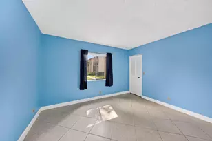 526 Shady Pine Way, Greenacres, FL 33415 - Photo 16