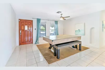 1574 NE 38th Street, Oakland Park, FL 33334 - Photo 2