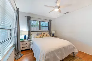 1574 NE 38th St, Oakland Park, FL 33334 - Photo 30