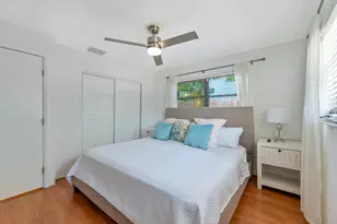 1574 NE 38th St, Oakland Park, FL 33334 - Photo 32