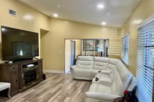 8053 Springtree Rd, Boca Raton, FL 33496 - Photo 14