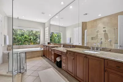 10468 Trianon Place, Wellington, FL 33449 - Photo 32